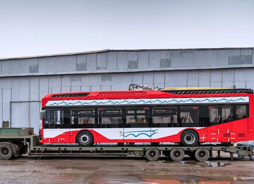 В Балаково доставили четыре новых «Адмирала»